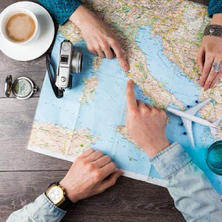 5 Criteria to Select Travel Websites For Your Travel Planning